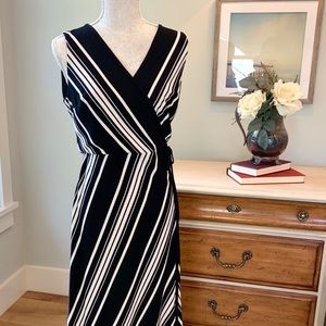 White House Black Market Faux Wrap Maxi Dress M